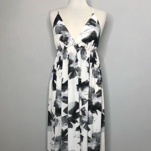 LOVE POSH Women’s Floral Maxi Dress